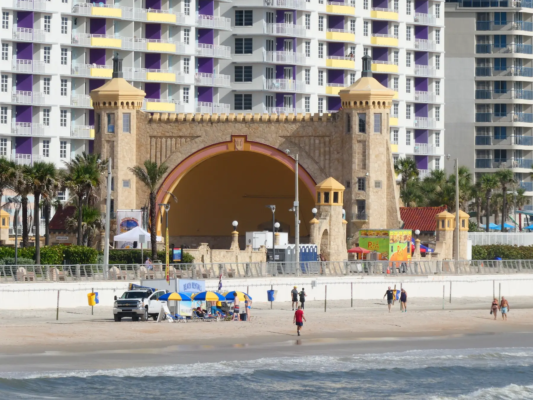 The Daytona Beach Bandshell, start and finish of the Easter Beach Run, seen from the Main Street Pier.